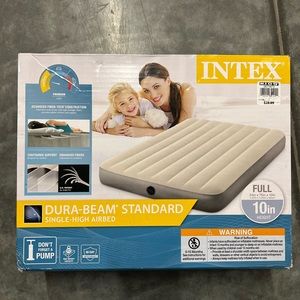 ✨ SOLD ✨Intex Inflatable Bed